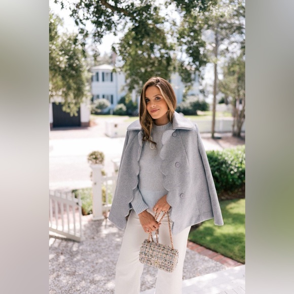 Gal Meets Glam - Aubrey Scalloped Houndstooth Check Coat - Picture 3 of 7